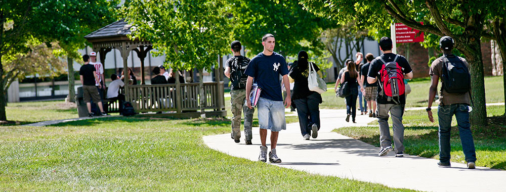 students-walking_1000x380