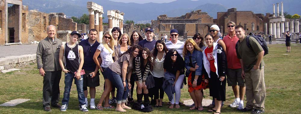 Study_Abroad_Pompeii_1000x380 Short Term Faculty Led Study Abroad