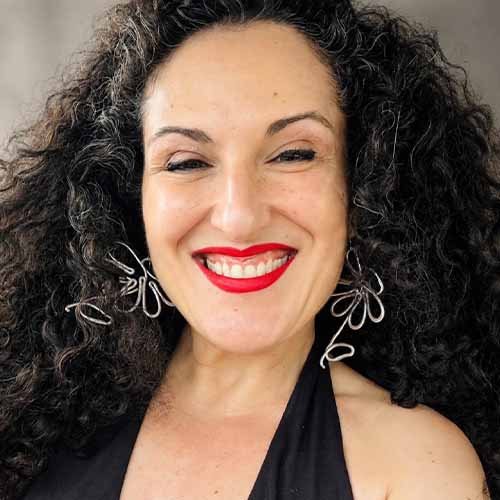 Angela Kariotis