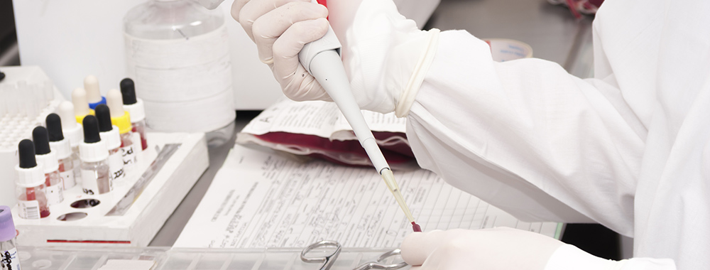 Phlebotomist in lab