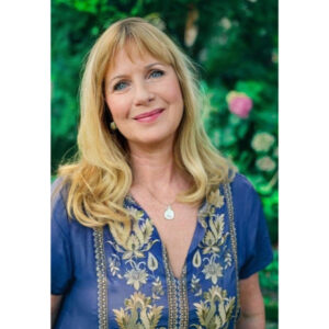 Diane Raver headshot
